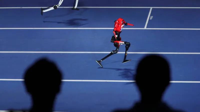 Chinesischer humanoider Roboter bricht Usain Bolts 100-m-Rekord in Peking