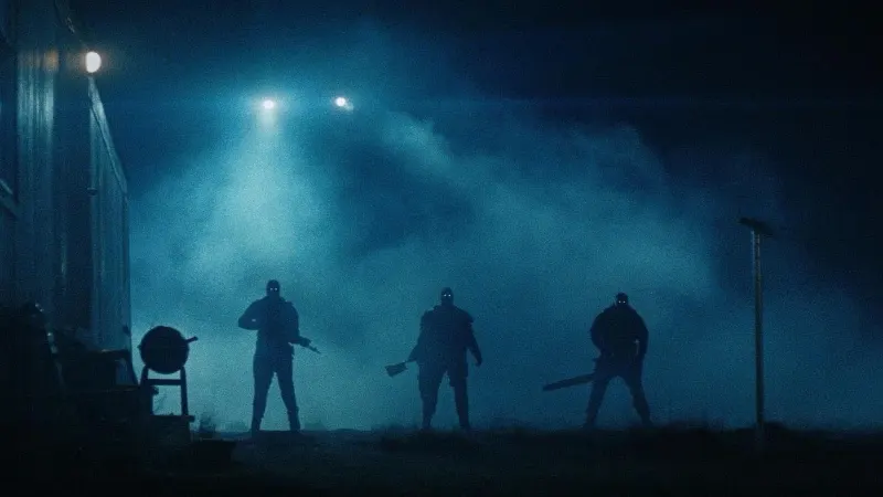 Onslaught: Adam Wingard debiutuje z pochwałami i 83% na Rotten Tomatoes